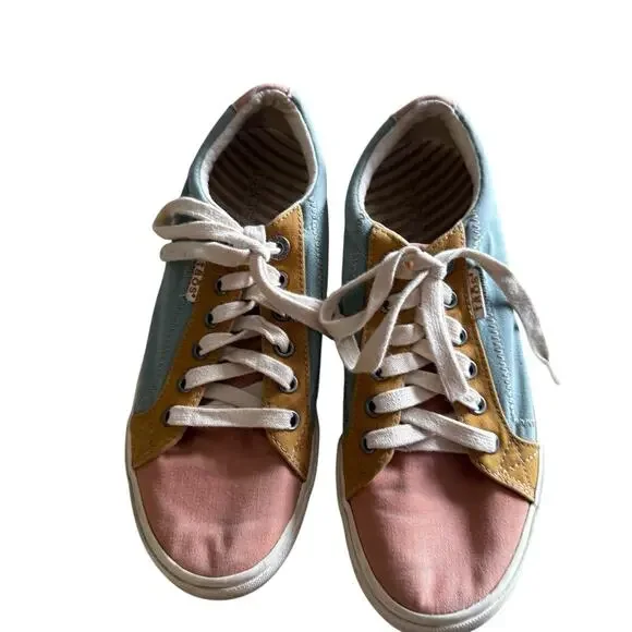 Taos Shoes Womens Star Canvas Lace Up Casual Comfort Sneakers Pink Multi 7.5145 - Picture 2 of 9